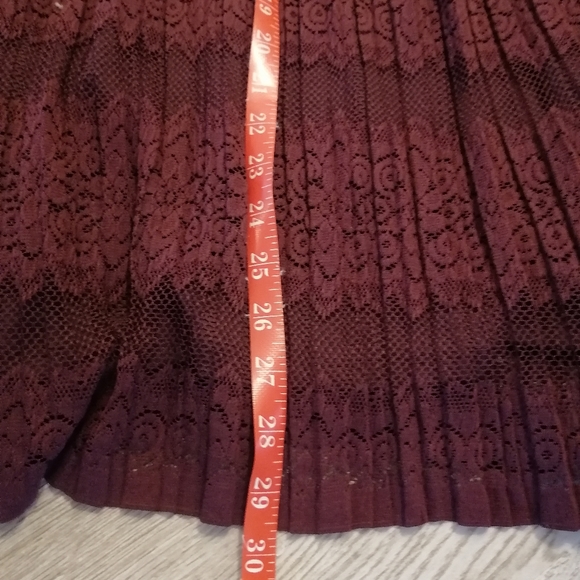 Lace midi skirt - faith and joy - Picture 7 of 9